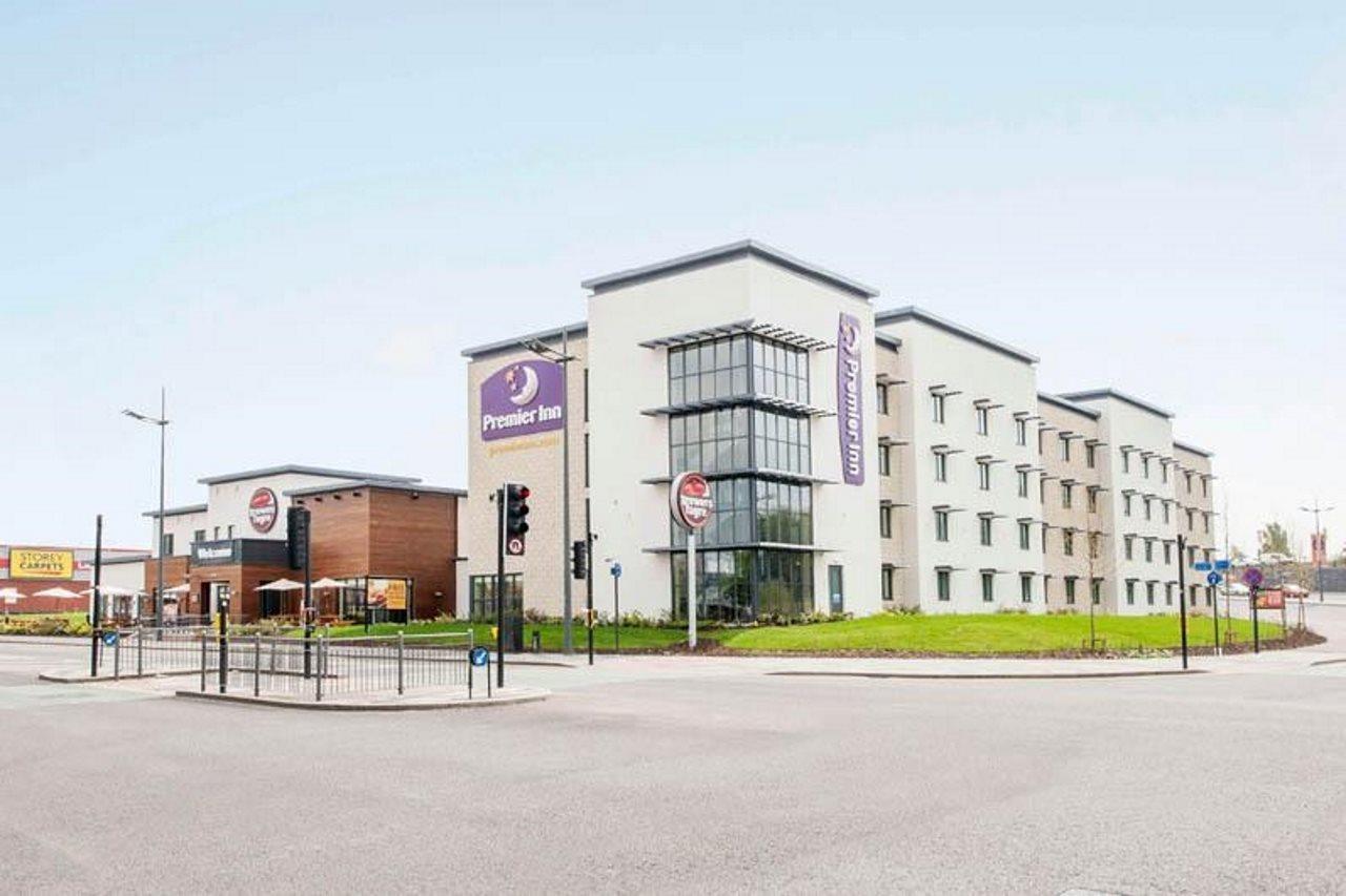 Premier Inn Stoke-On-Trent ภายนอก รูปภาพ